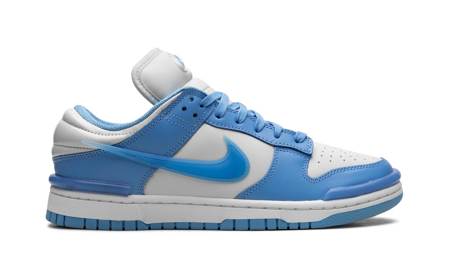 DUNK LO TIST WMNS "University Blue"