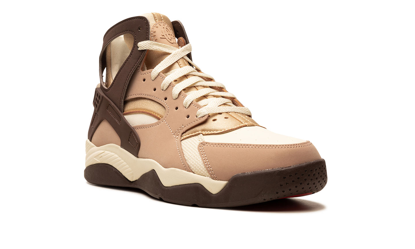 Air Flight Huarache "Baroque Brown"