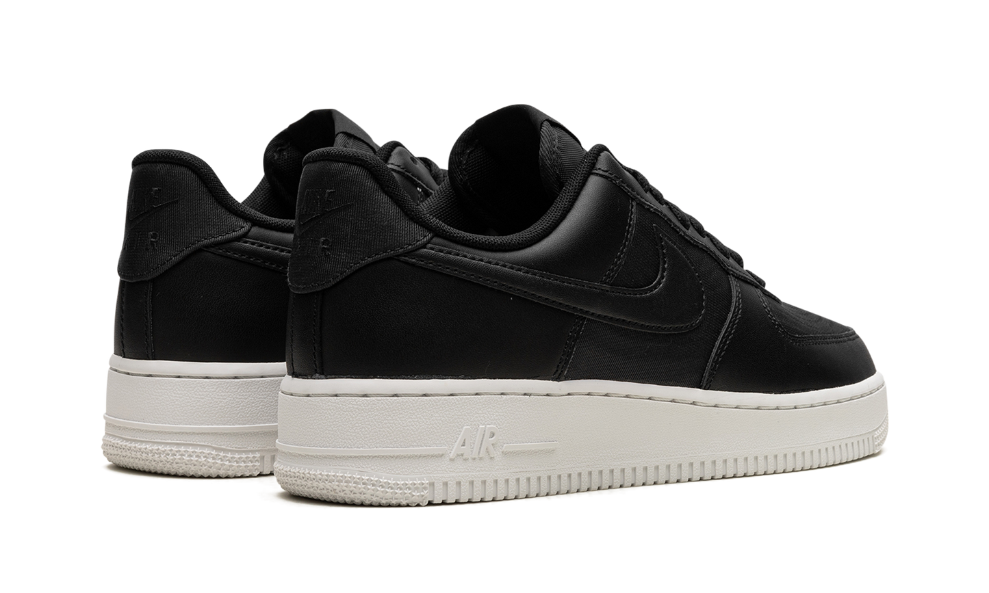 Air Force 1 Low "Black - Nylon"