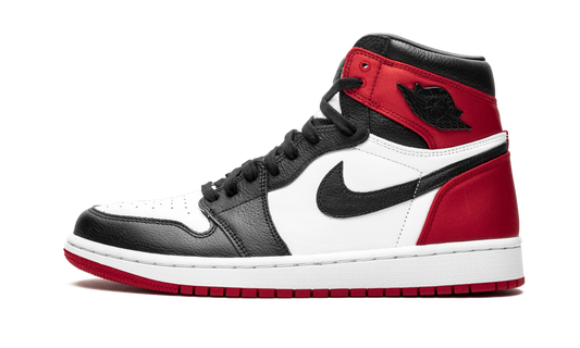 AIR JORDAN 1 HIGH OG WMNS "Satin Black Toe"