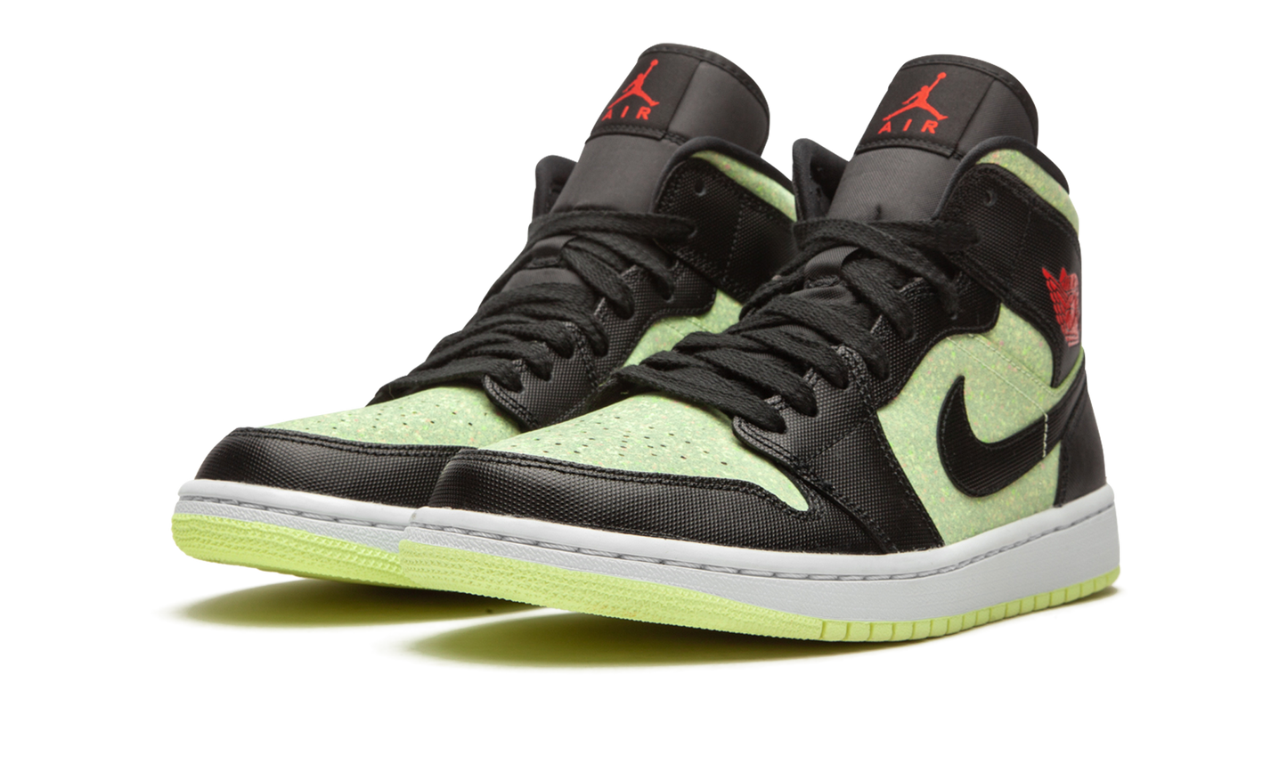 AIR JORDAN 1 MID SE WMNS "Barely Volt / Chile Red"