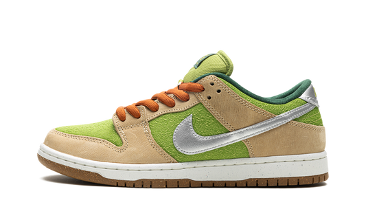 SB Dunk Low "Escargot"