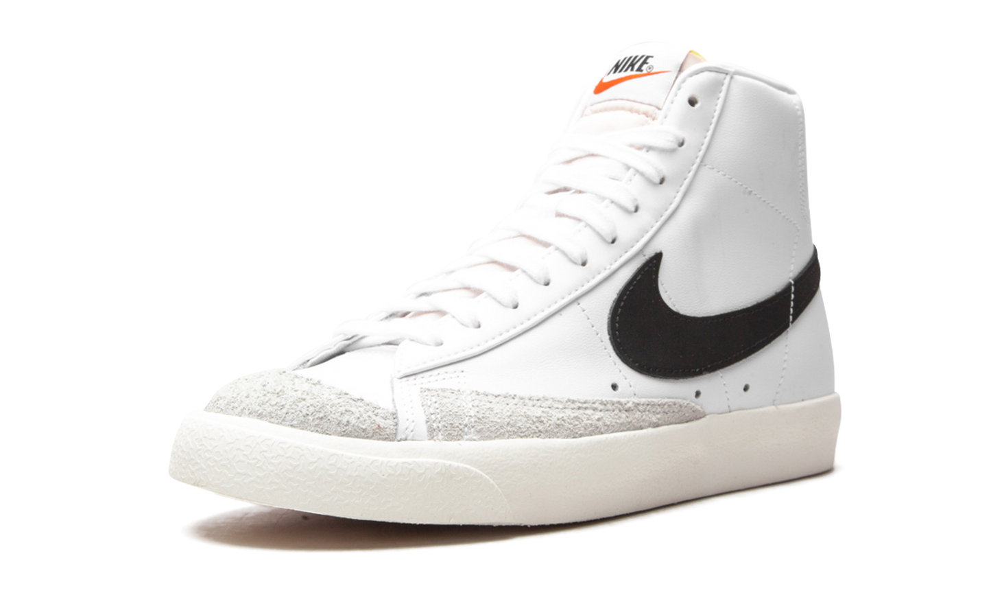 BLAZER MID '77 MNS WMNS "White / Black"