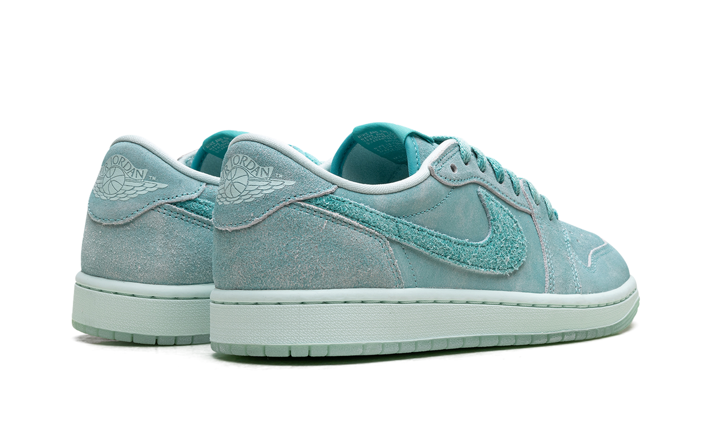 Jordan 1 Retro Low OG WMNS "Washed Teal"