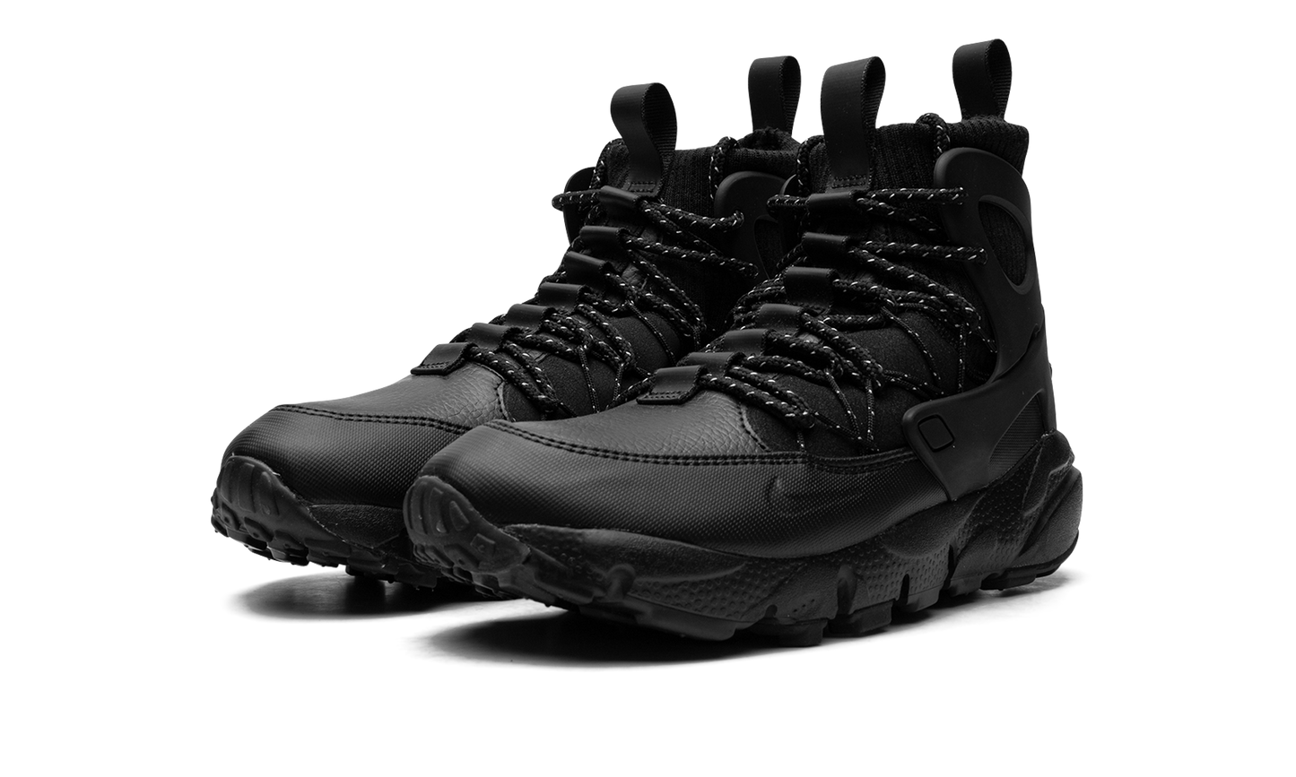 AIR FOOTSCAPE MID MNS WMNS "Triple Black"