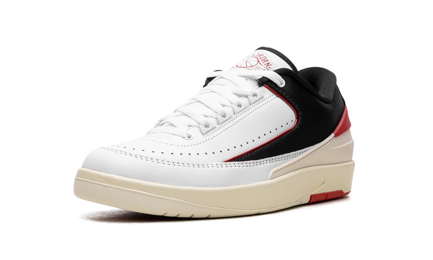 Jordan 2 Retro Low WMNS "Chicago Twist"