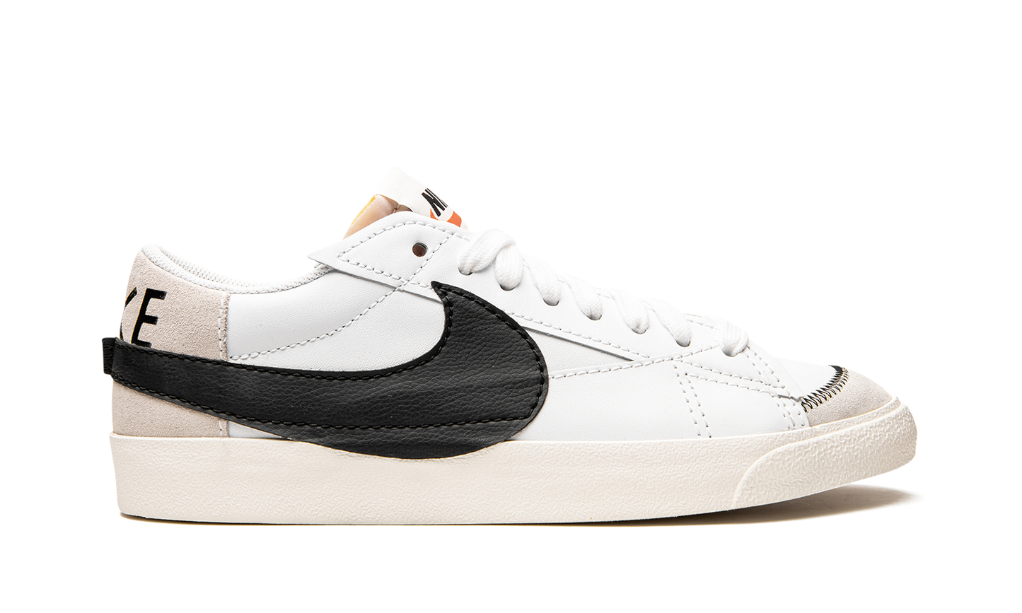 Blazer Low 77 Jumbo "White Black Sail"