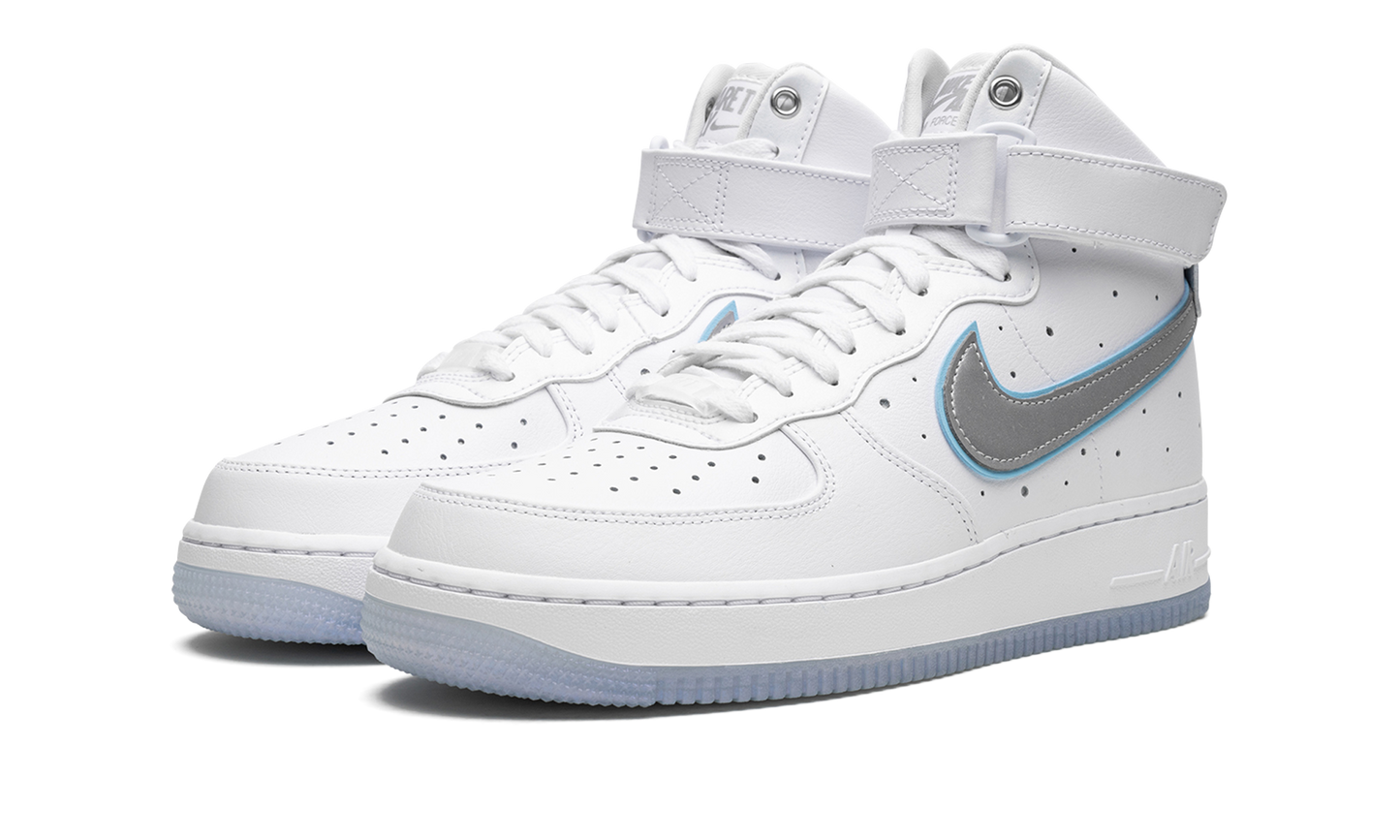 AIR FORCE 1 HIGH MNS WMNS "Dare To Fly"