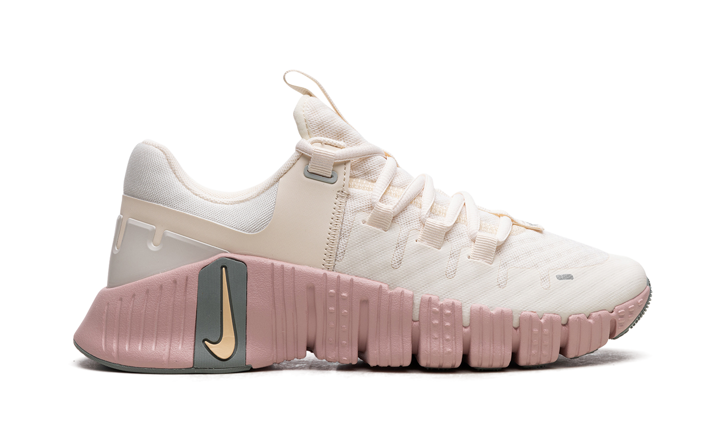 FREE METCON 5 WMNS "Pale Ivory"