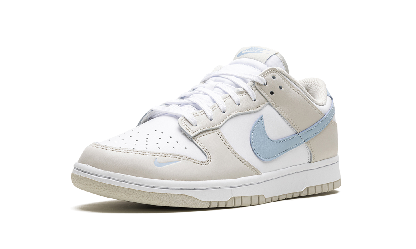 Dunk Low WMNS "Light Bone Armory Blue"