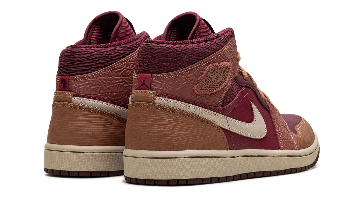 Jordan 1 Mid WMNS "Africa"