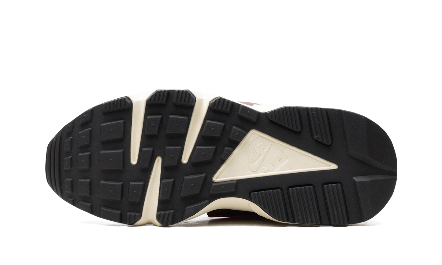Air Huarache WMNS "BEETROOT"