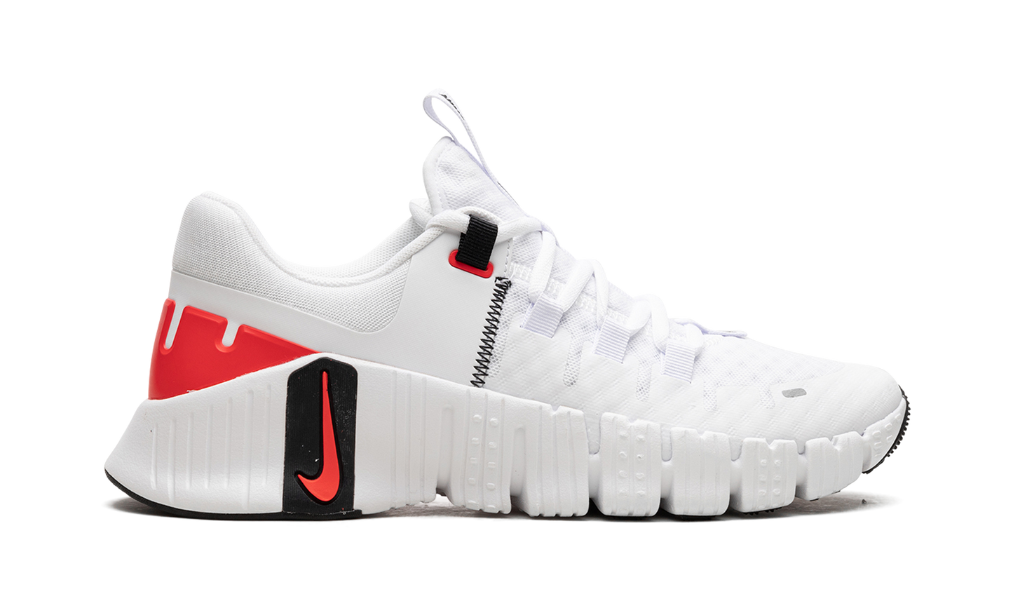 Free Metcon 5 "White Bright Crimson"