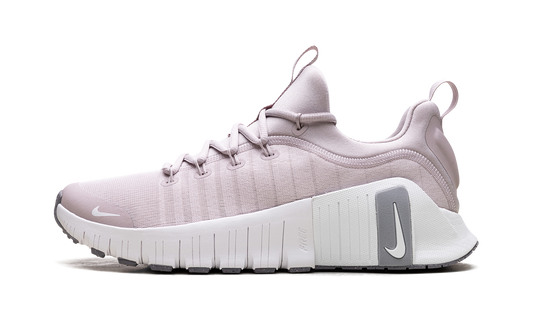 Free Metcon 6 WMNS "Platinum Violet"