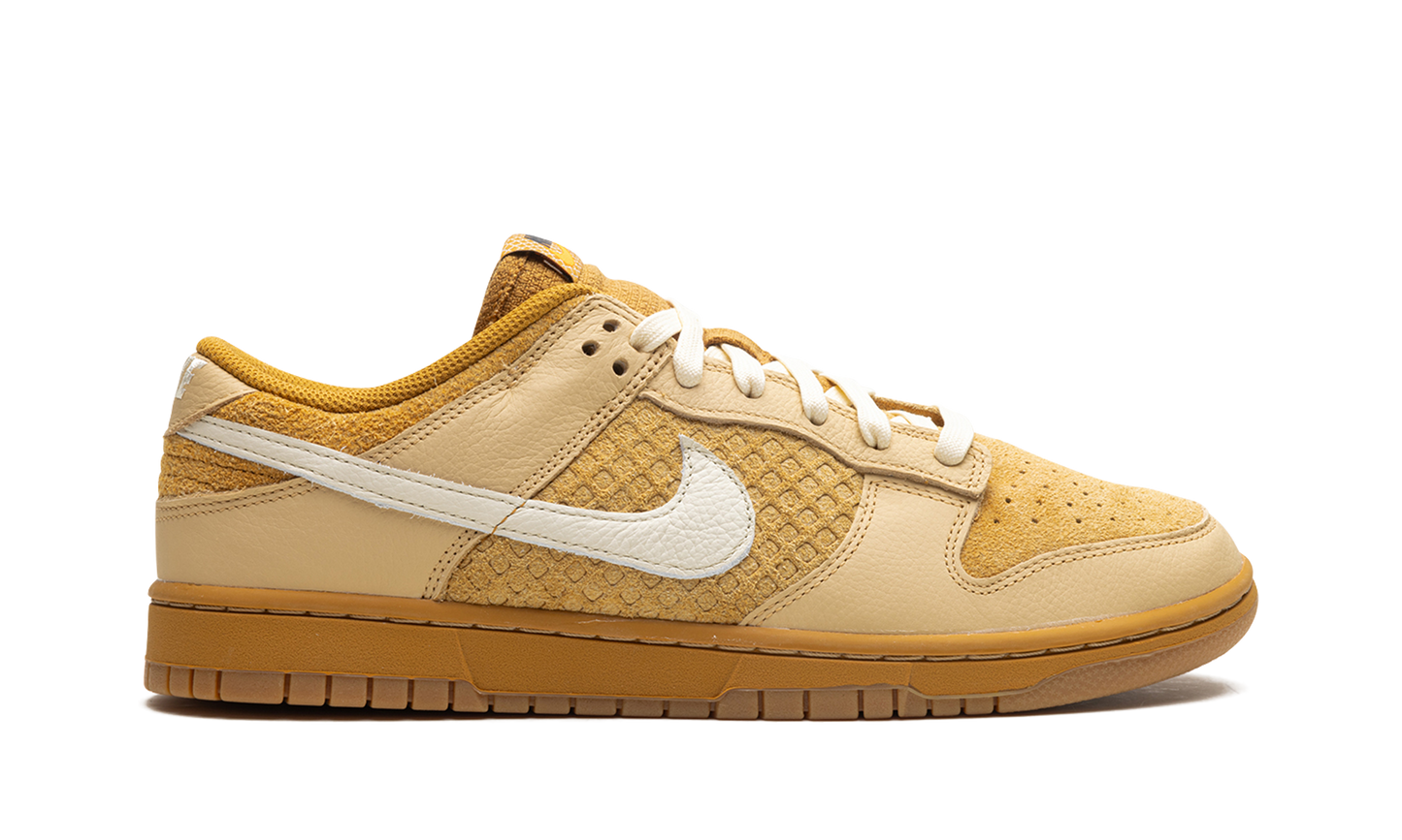 Dunk Low "Waffle"