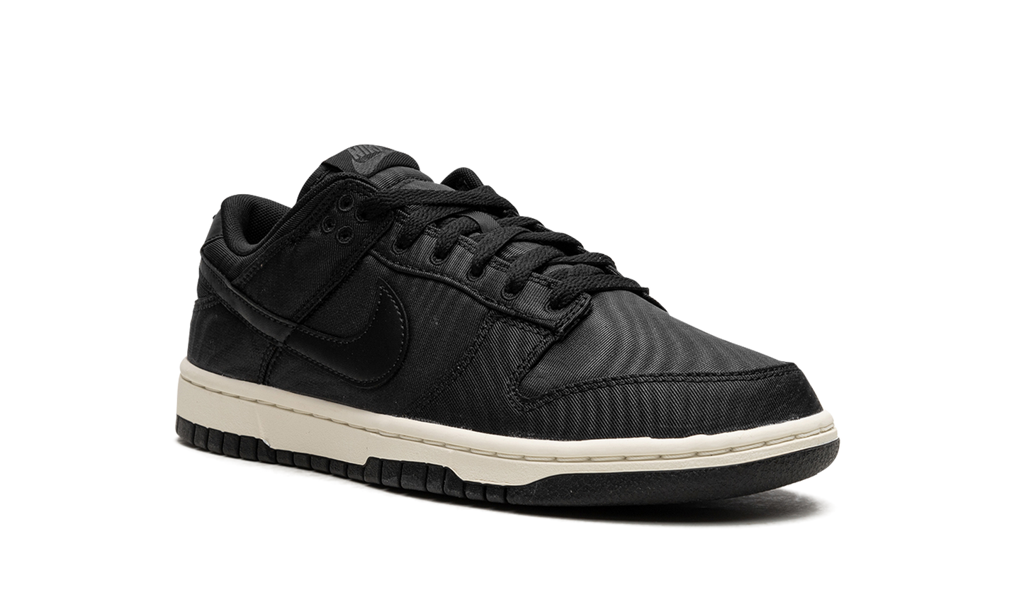 Dunk Low Retro PRM "Black Canvas"