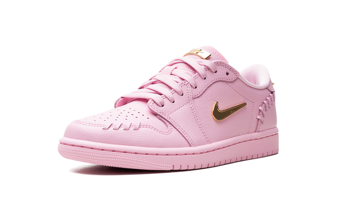 AIR JORDAN 1 LOW WMNS "Method of Make Perfect Pink"