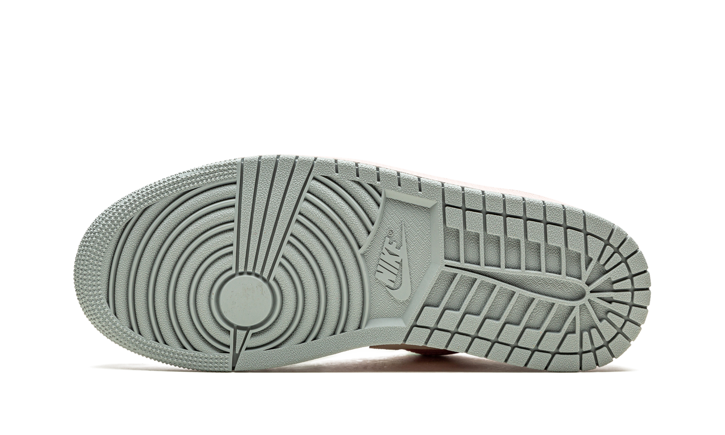 Air Jordan 1 Low SE "Easter Pastel"