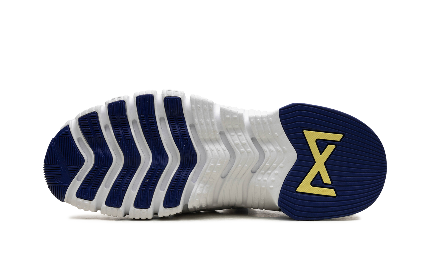 FREE METCON 5 WMNS "WHITE AQUARIUS BLUE"