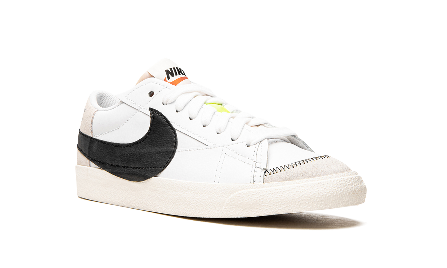 Blazer Low 77 Jumbo "White Black Sail"