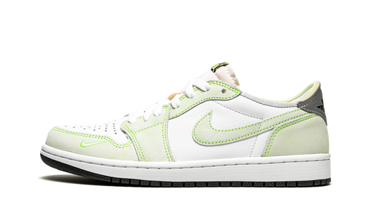 Air Jordan 1 Low OG "Ghost Green"