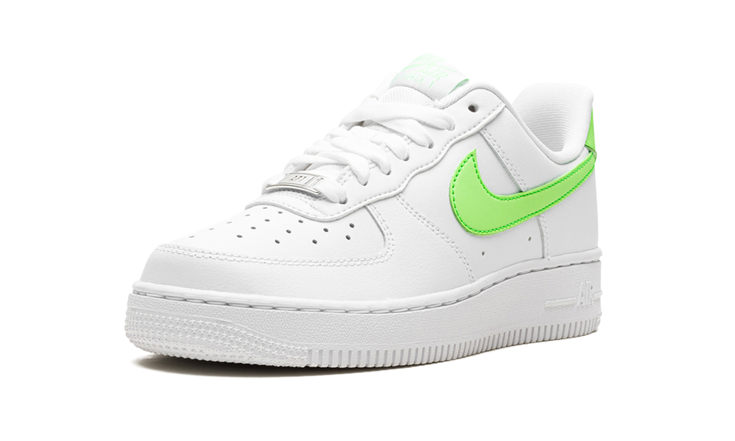 AIR FORCE 1 '07 WMNS "LIME GREEN"
