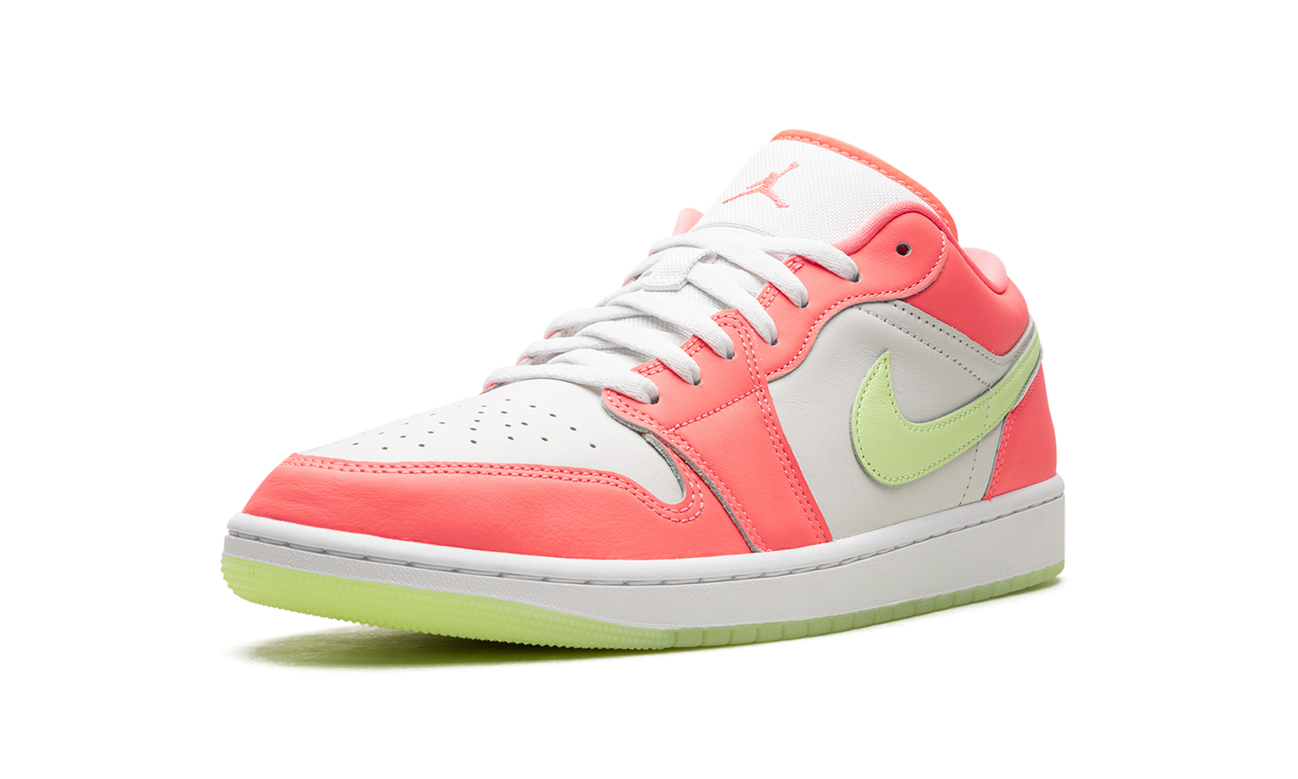 Jordan 1 Low SE "Lava Glow"