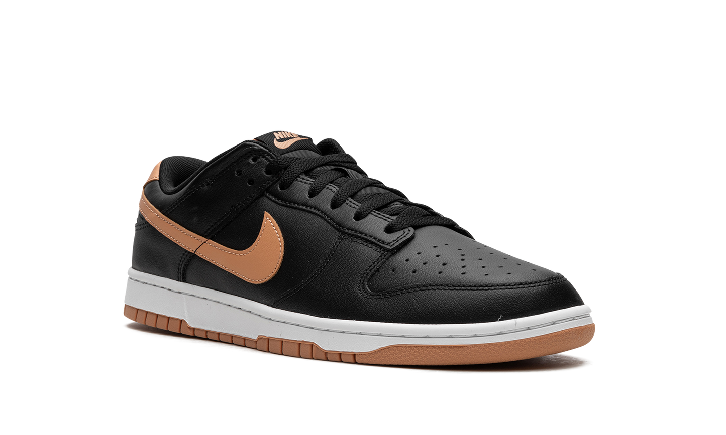 Dunk Low "Black / Amber Brown"