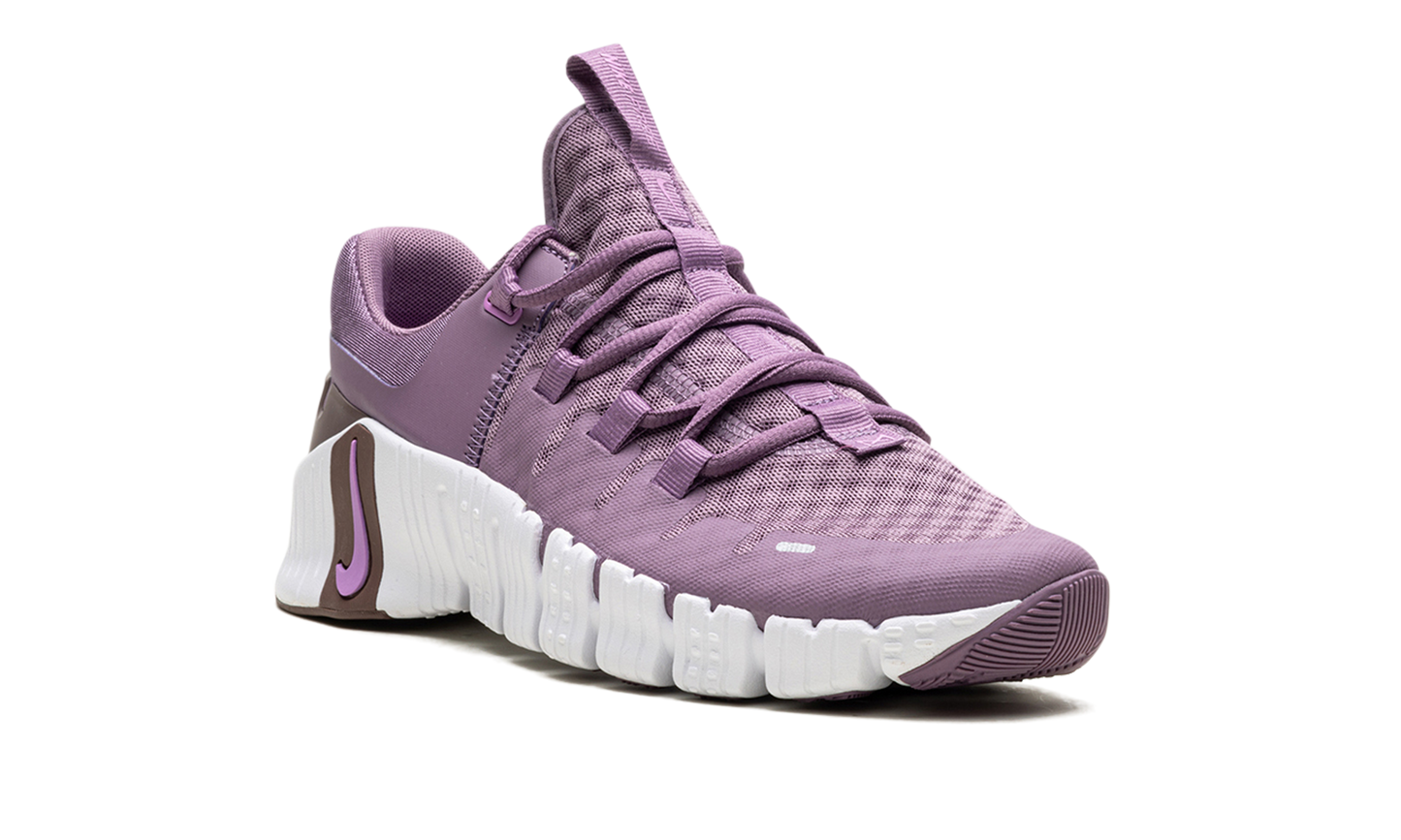 Free Metcon 5 WMNS "Violet Dust"