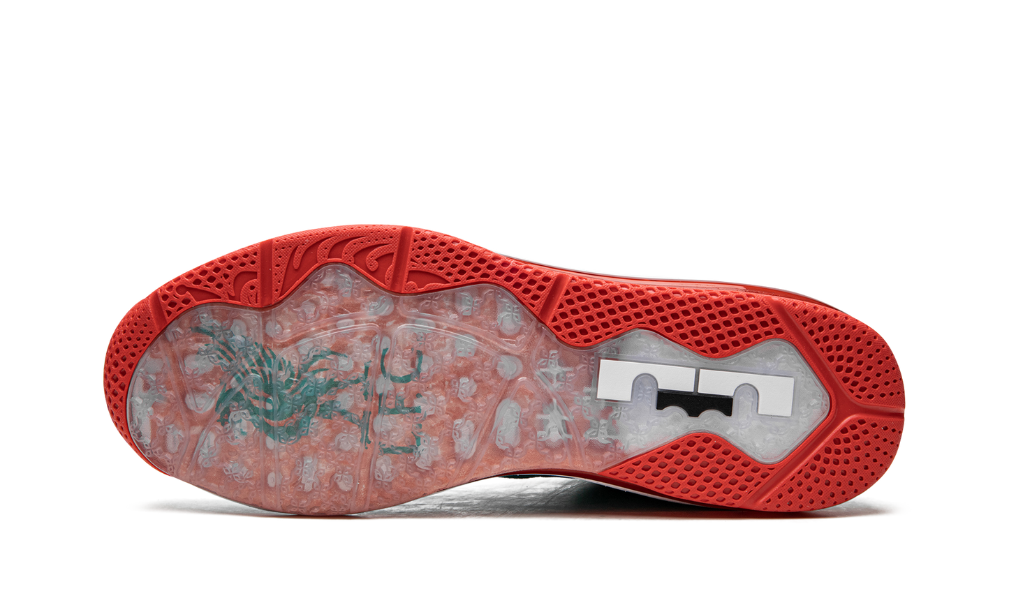 LeBron 9 Low "Reverse Liverpool"