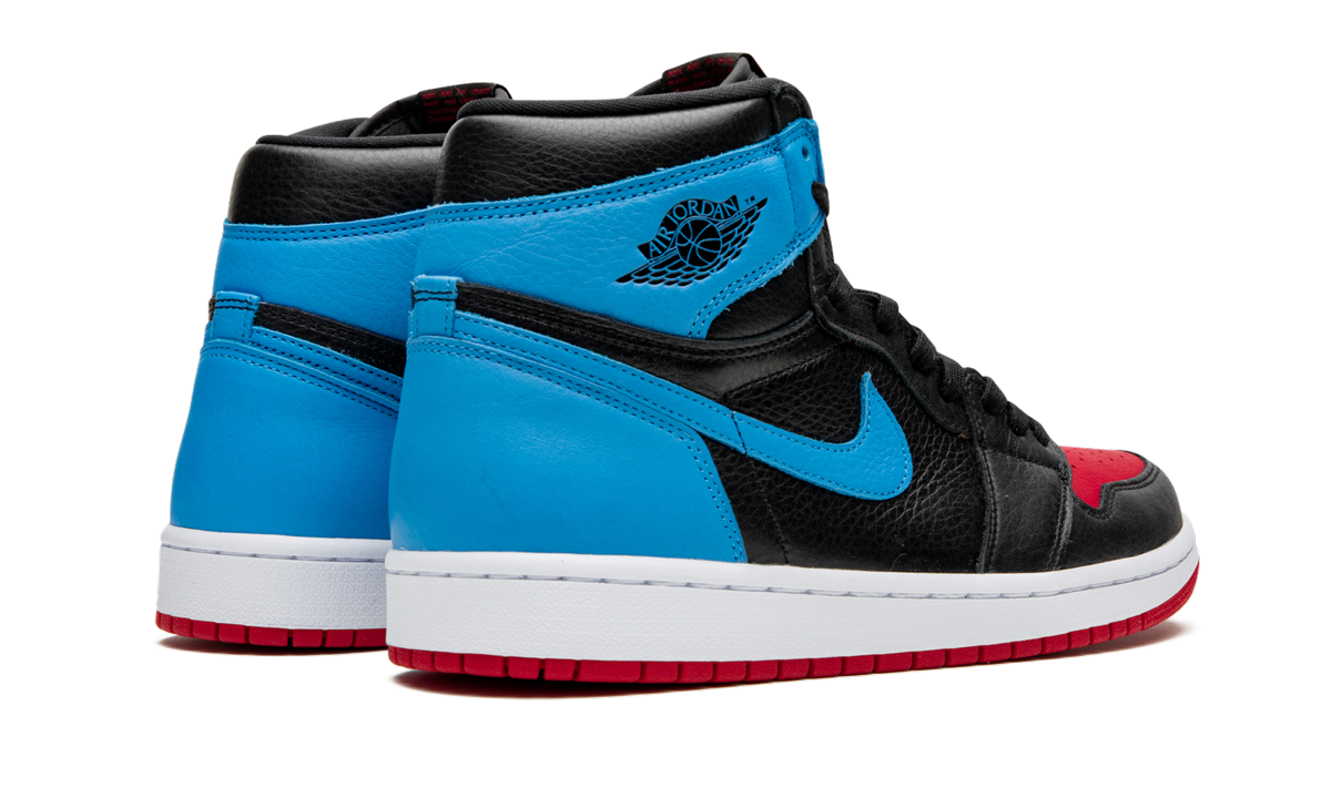 AIR JORDAN 1 HIGH OG WMNS "UNC to Chicago"