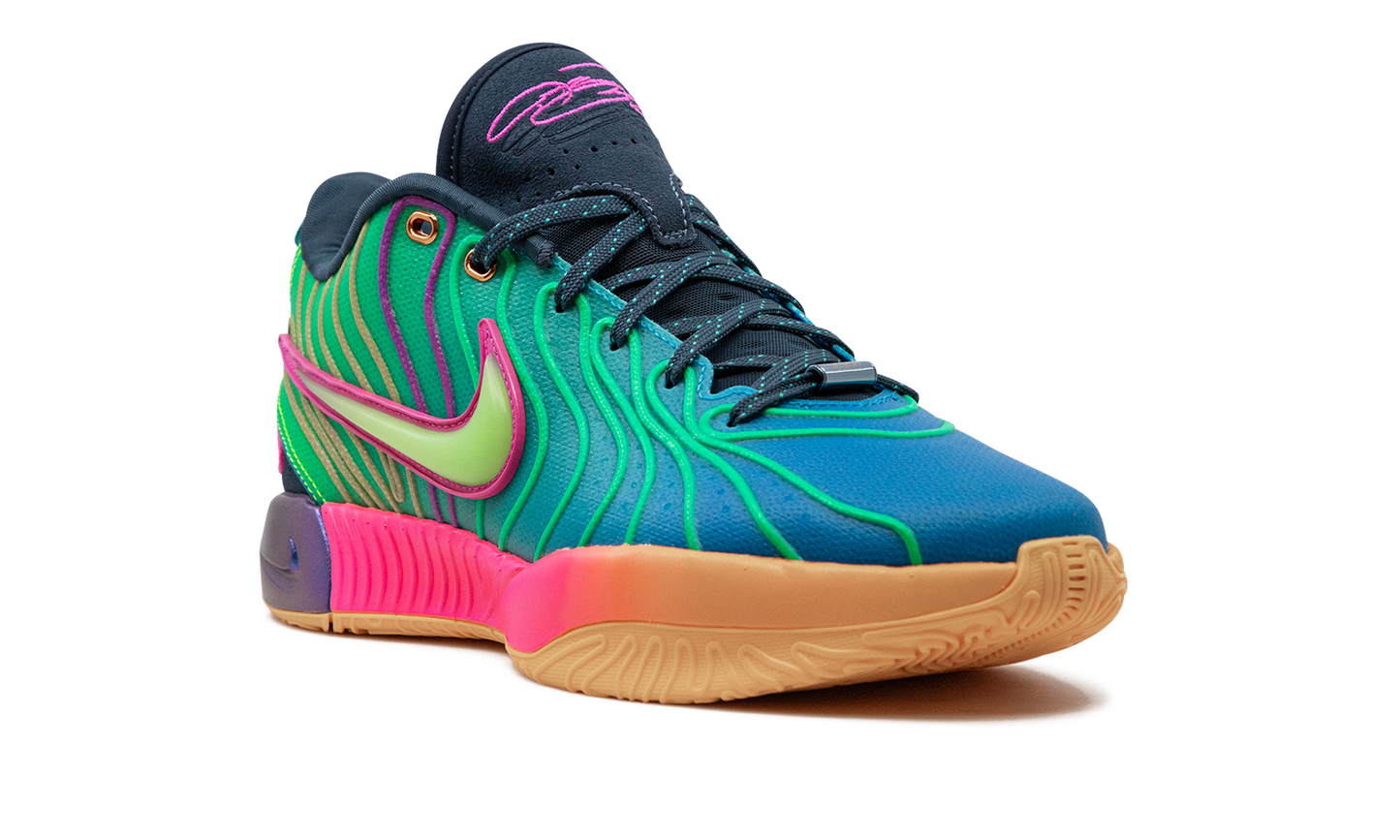 LeBron 21 "Optimism"