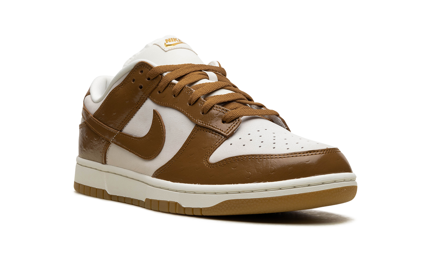 DUNK LOW WMNS "Brown Ostrich"
