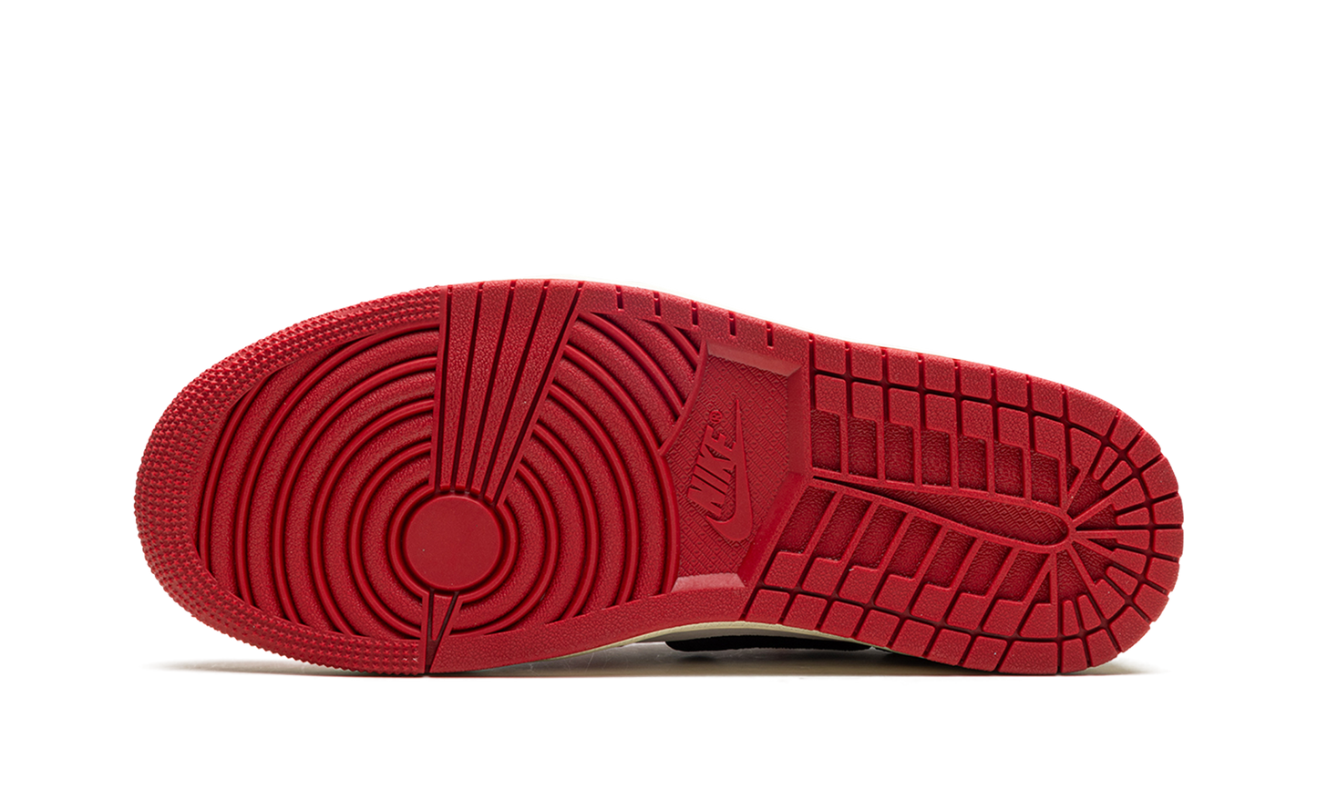 Air Jordan 1 "Trophy Room - Away"