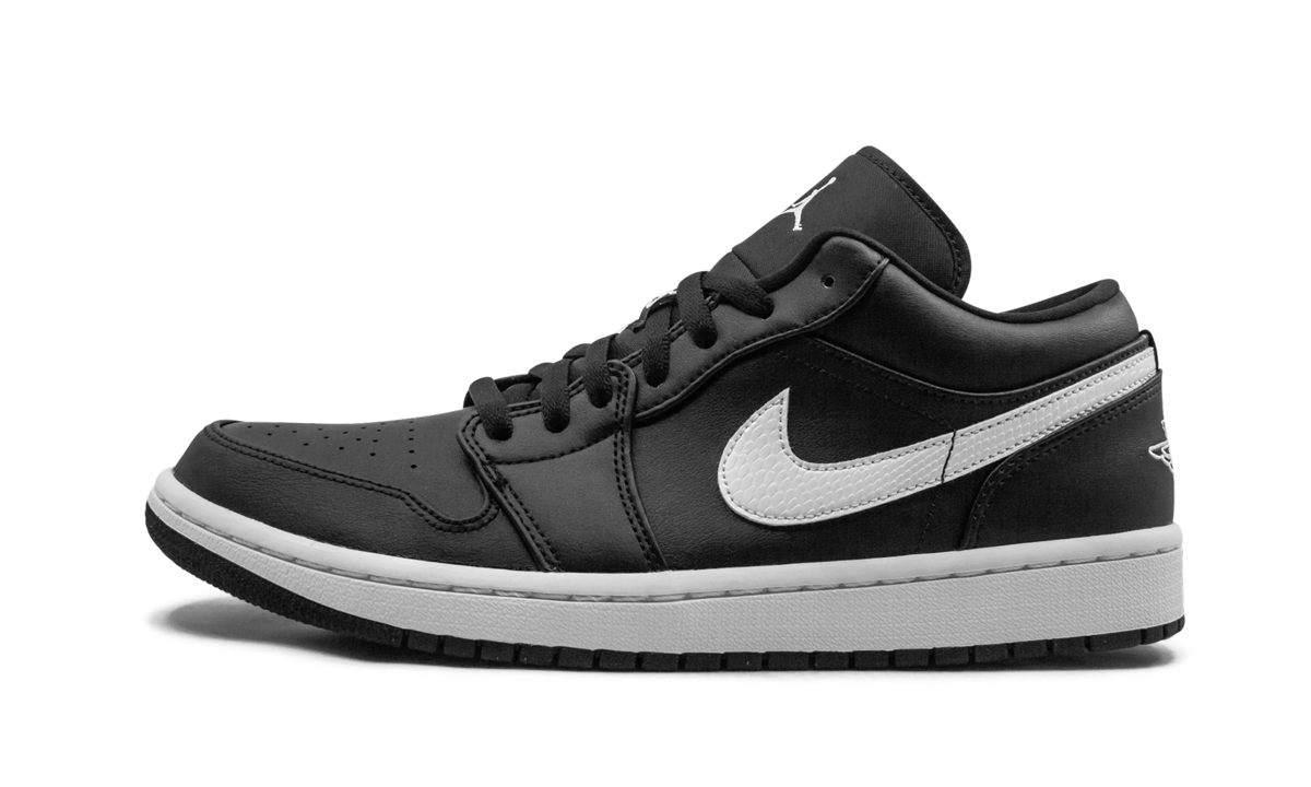 Air Jordan 1 Low WMNS "Black/White"