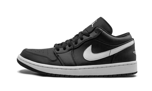 Air Jordan 1 Low WMNS "Black/White"