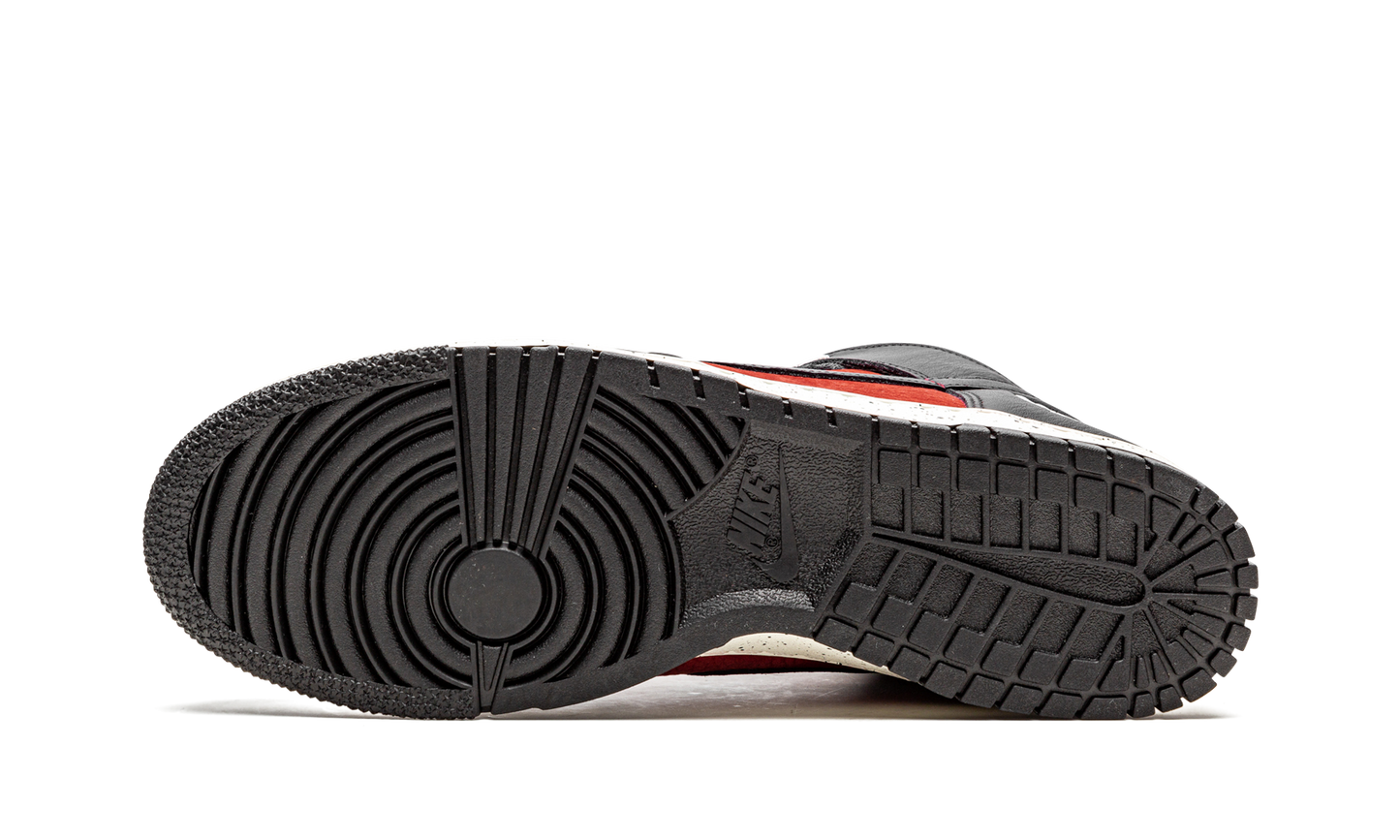 Dunk High 1985 "Undercover - UBA"