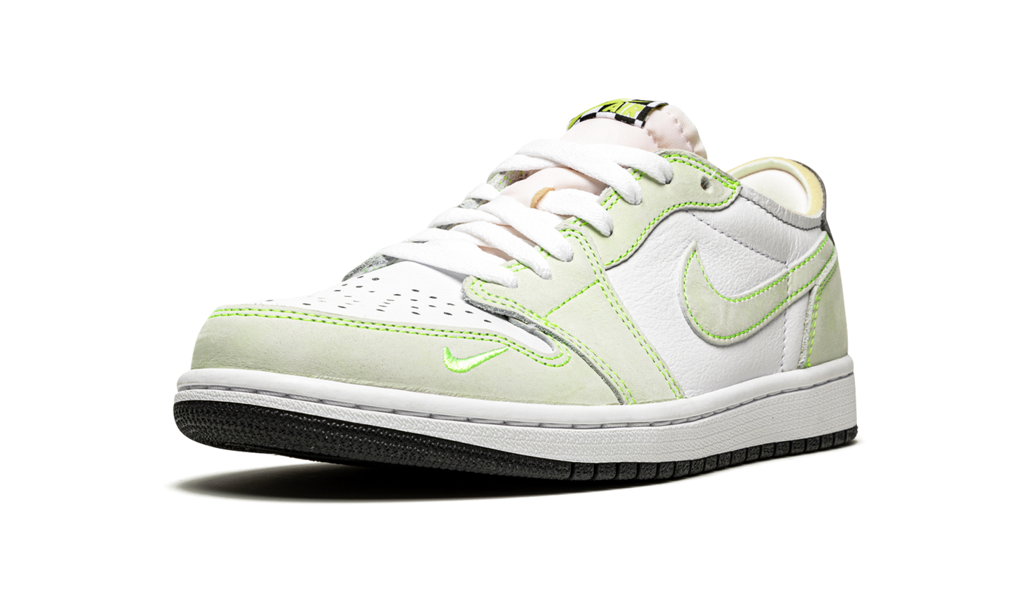 Air Jordan 1 Low OG "Ghost Green"