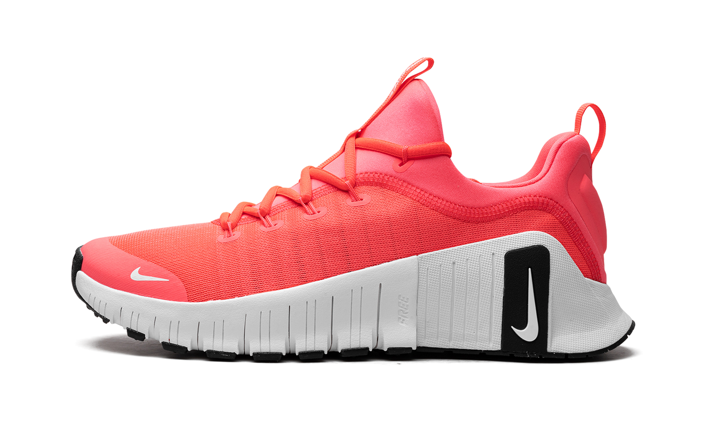 Free Metcon 6 WMNS "Hot Punch"