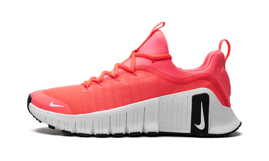 Free Metcon 6 WMNS "Hot Punch"