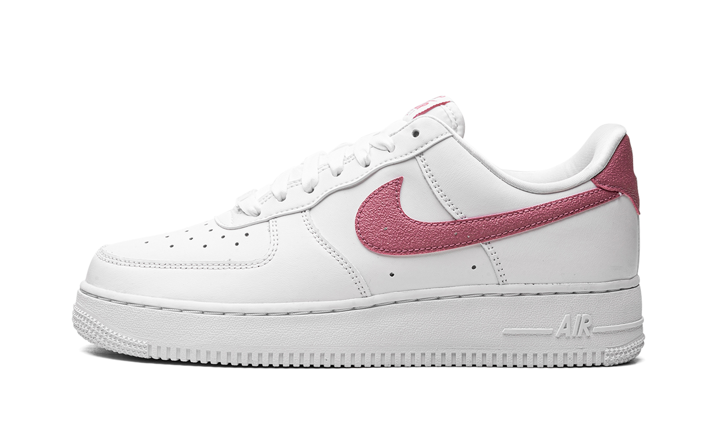 AIR FORCE 1 '07 ESS TRINO MNS WMNS "Desert Berry"
