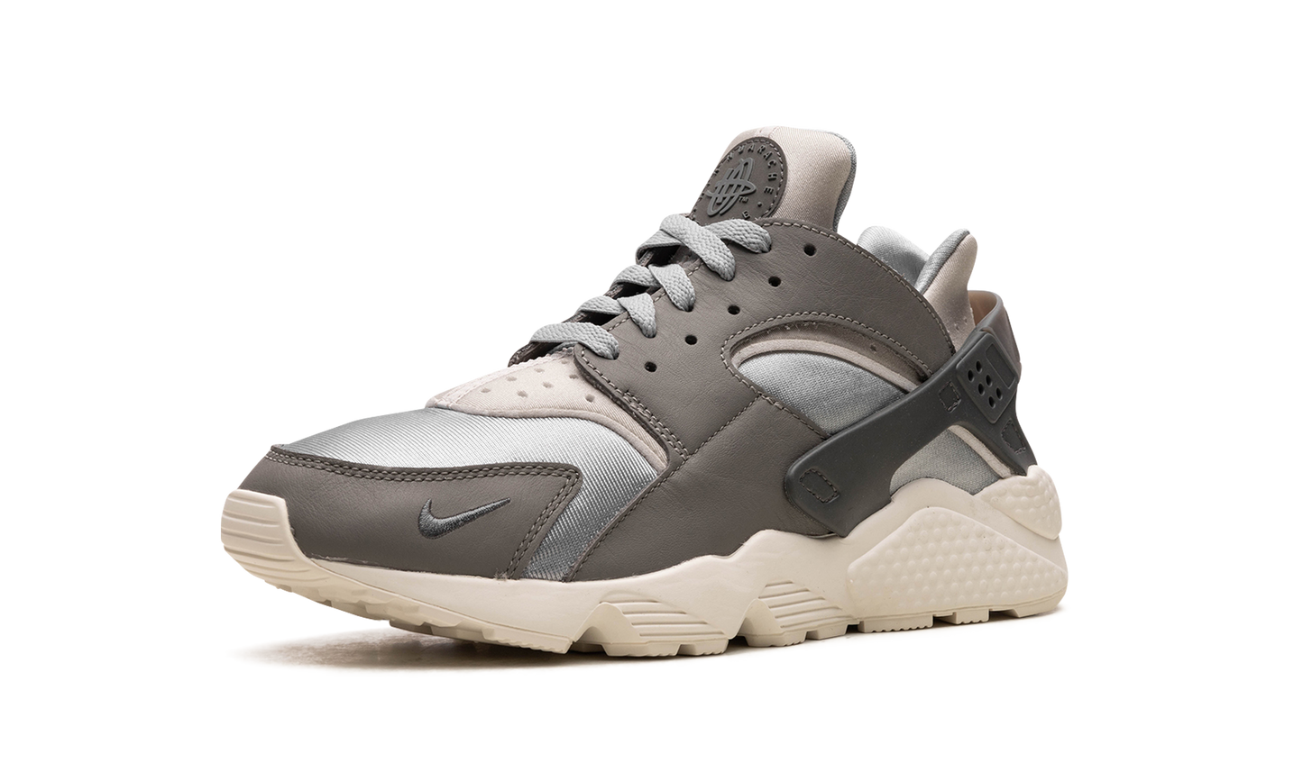 AIR HUARACHE "LIGHT SMOKE GREY"