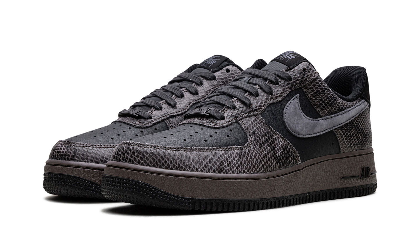 Air Force 1 Low "Off Noir Snakeskin"