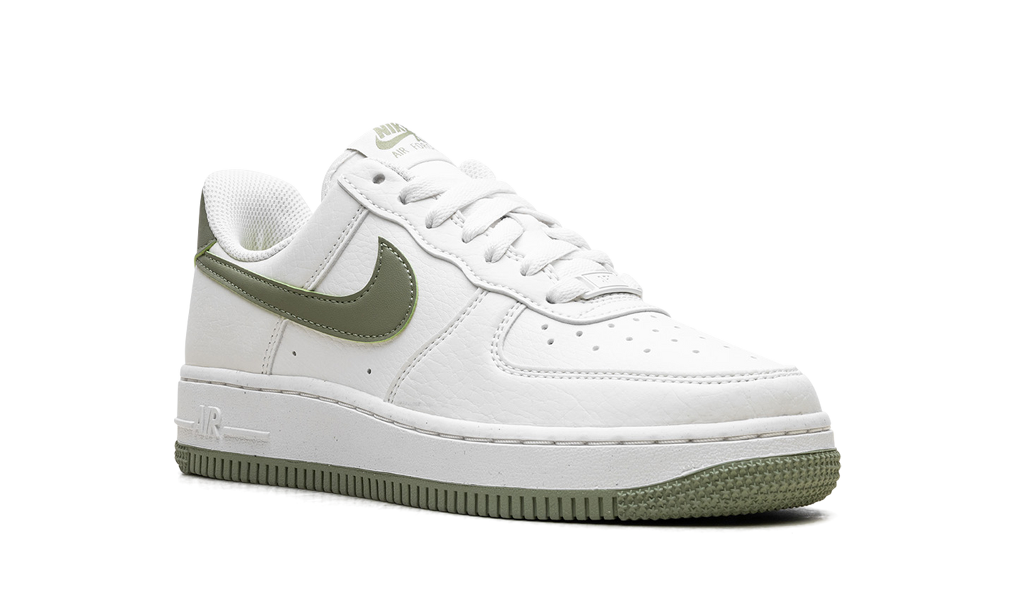 Air Force 1 '07 WMNS "Next Nature Oil Green"