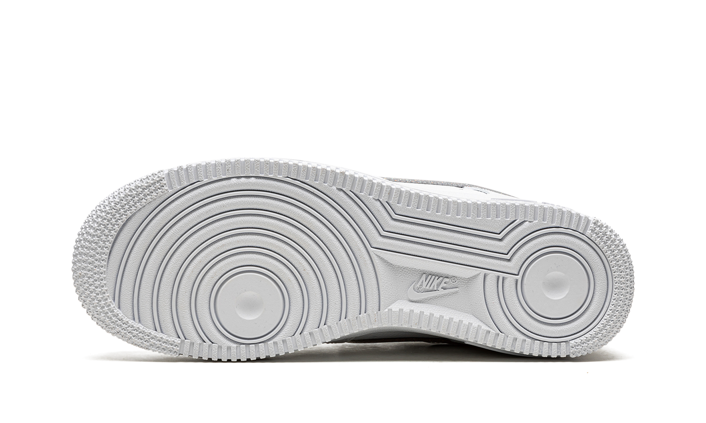 AIR FORCE 1 '07 ESS WMNS "Glitter Swoosh - Canyon Purple"