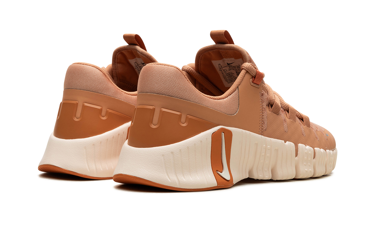 FREE METCON 5 WMNS "Amber Brown"