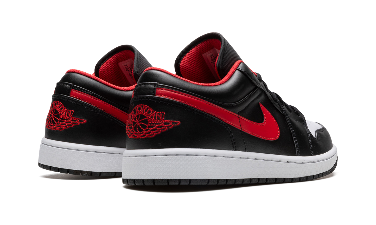 Air Jordan 1 Low "White Toe"