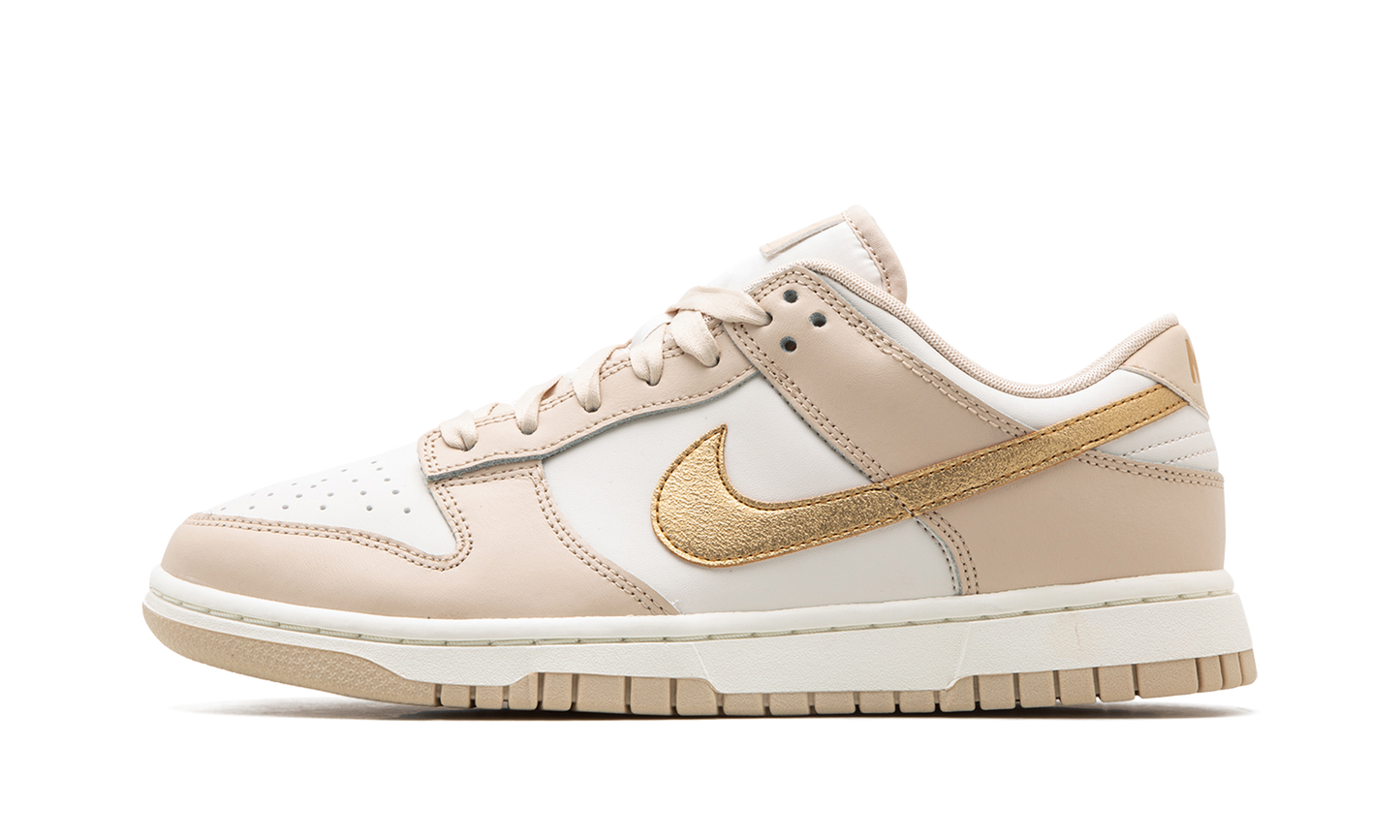 DUNK LO MNS WMNS "Phantom Metallic Gold"