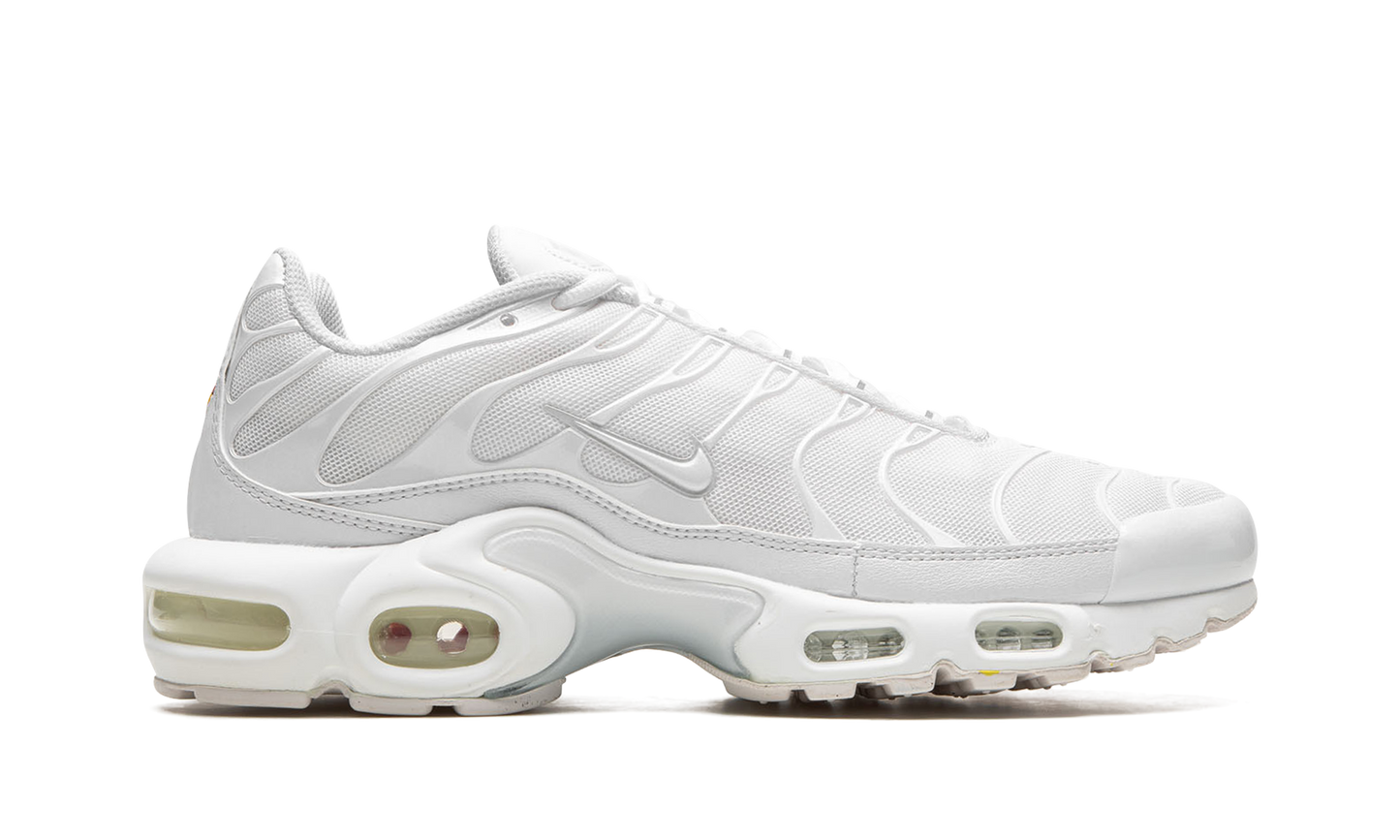 AIR MAX PLUS WMNS "Pure Platinum"