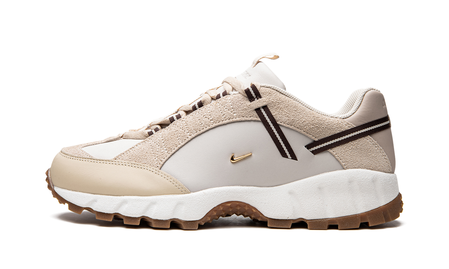 AIR HUMARA LX WMNS "Jacquemus - Beige"